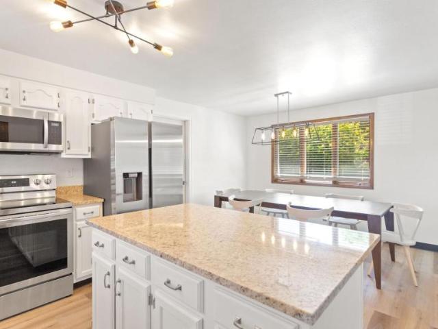 Room for rent in Lakewood, Colorado