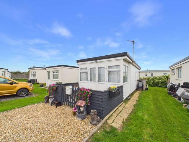 Bungalow for sale in Mablethorpe and Sutton, Belleau