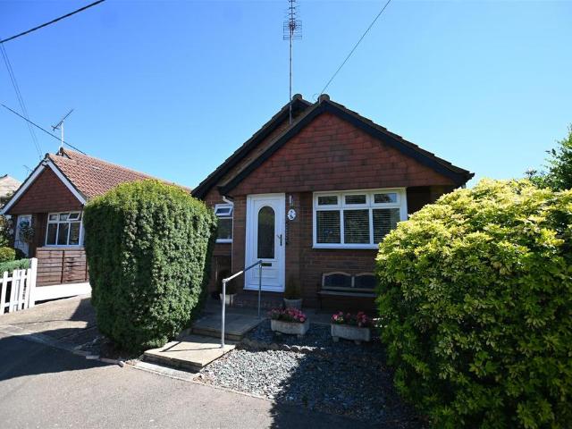 Bungalow for sale in Leigh Beck, Essex