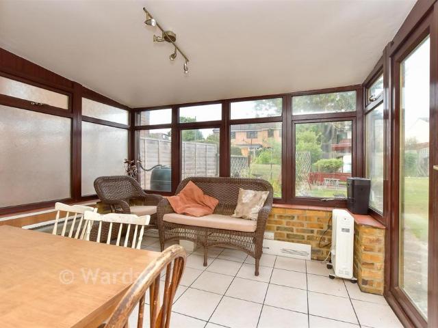 Bungalow for sale in Luton, Chatham
