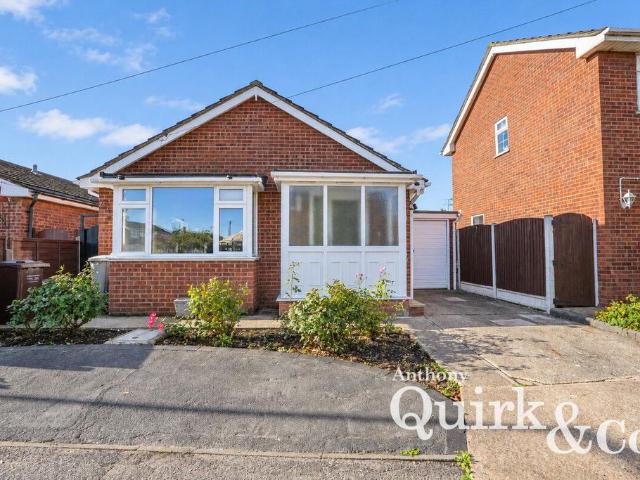 Bungalow for sale in Canvey Island, Castle Point