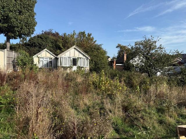Bungalow for sale in West Mersea, Colchester