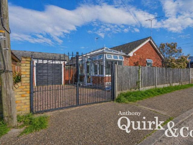 Bungalow for sale in Canvey Island, Castle Point