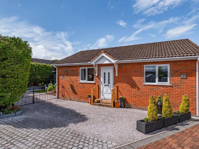 Bungalow for sale in Kingsley Moor, Staffordshire