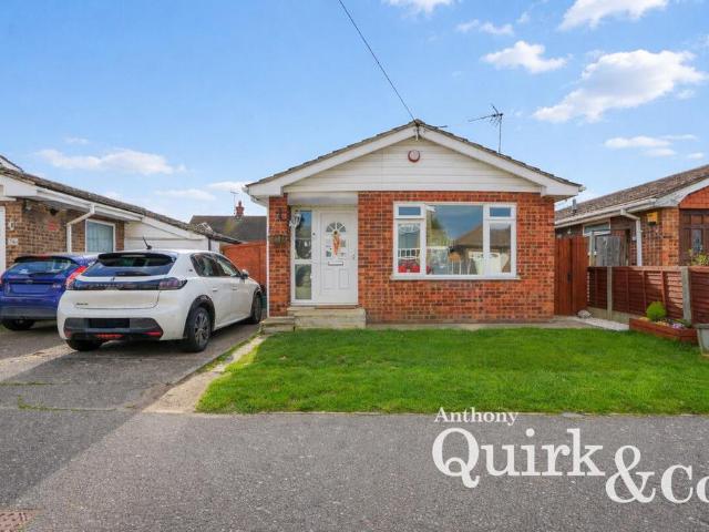 Bungalow for sale in Canvey Island