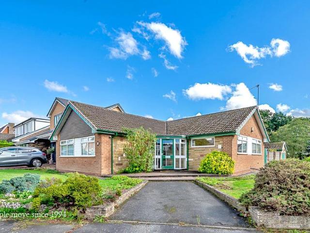 Bungalow for sale in Chadsmoor, Staffordshire