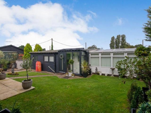 Bungalow for sale in Gosberton Clough, Lincolnshire