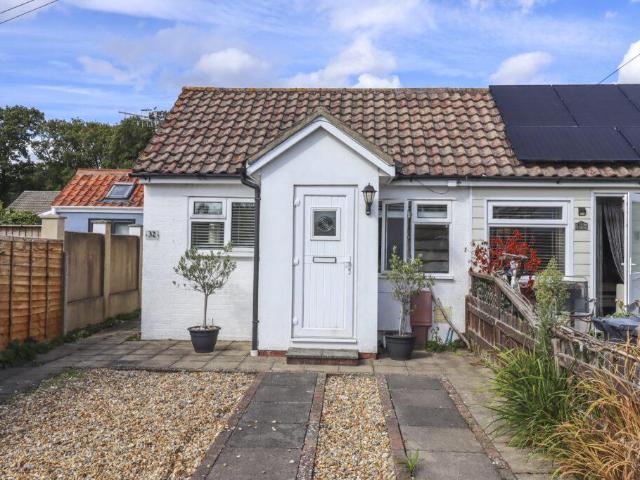 Bungalow for sale in Spring Vale, Hampshire