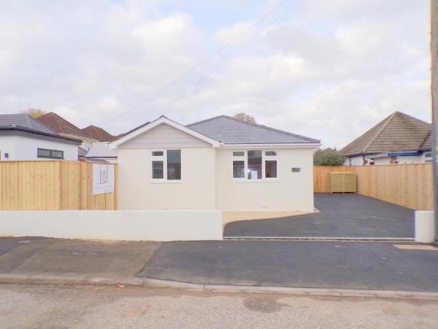 Bungalow for sale in Throop, Bournemouth