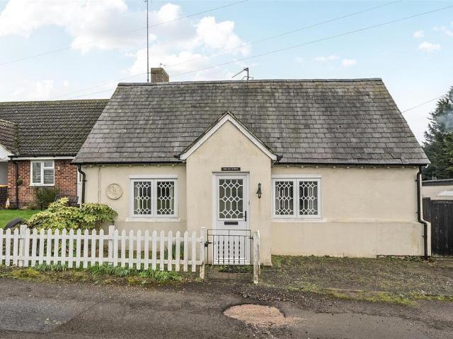 Bungalow for sale in Bedford