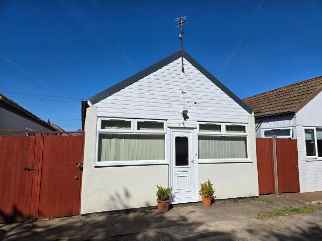 Bungalow for sale in Chapel St. Leonards, Belleau