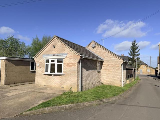 Bungalow for sale in Barway, Cambridgeshire