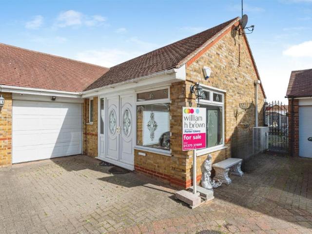 Bungalow for sale in South Ockendon, Essex