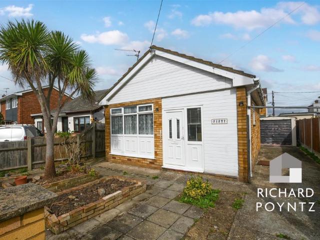 Bungalow for sale in Canvey Island