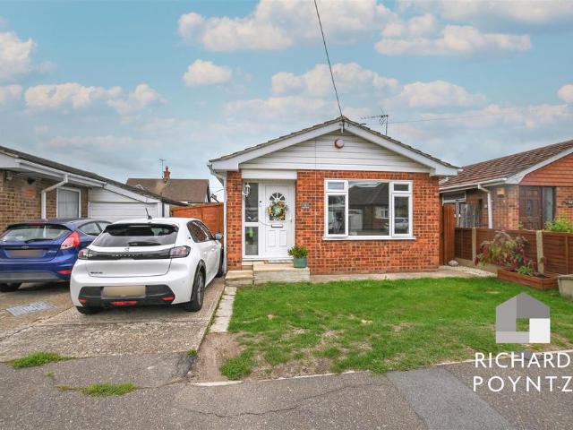 Bungalow for sale in Canvey Island