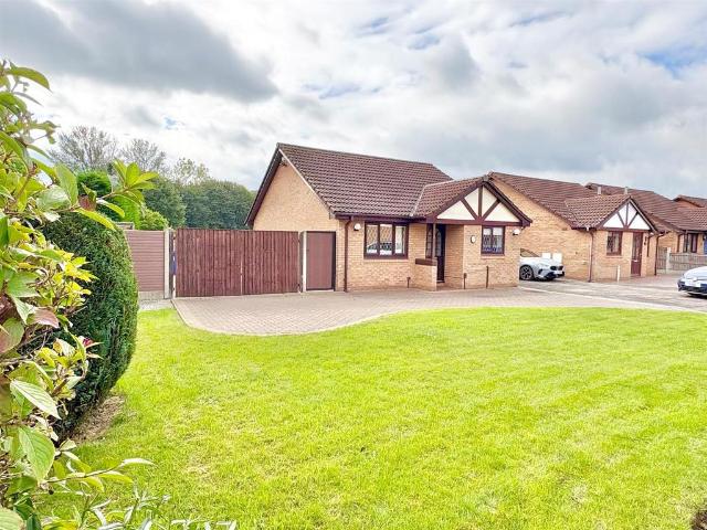 Bungalow for sale in Pennington, Wigan