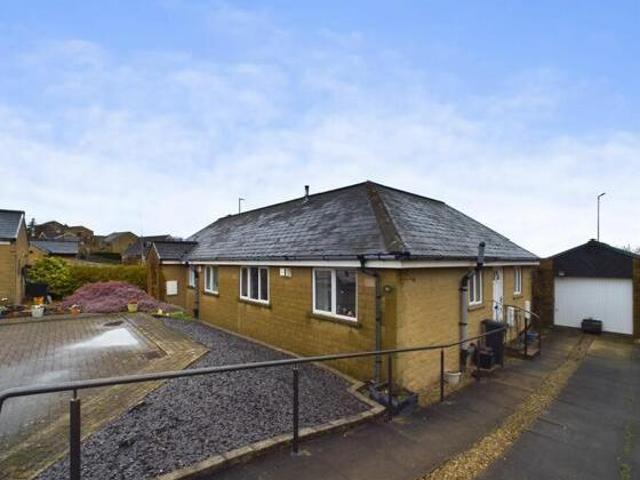 House for sale in Brighouse, West Yorkshire