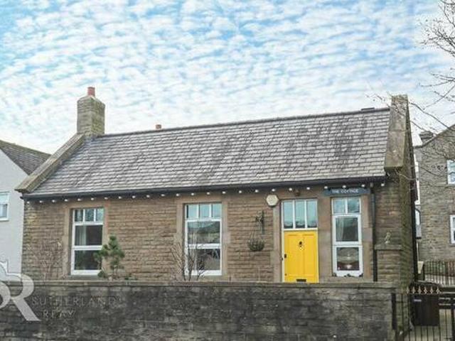 House for rent in Froggatt, East Midlands