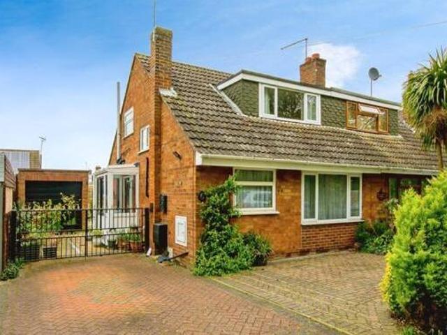 House for sale in Hampton Green, Cambridgeshire