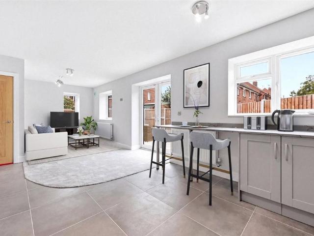 House for rent in Chipping Hill, Essex