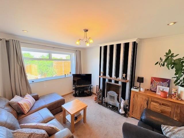 House for rent in Chilton, Acol