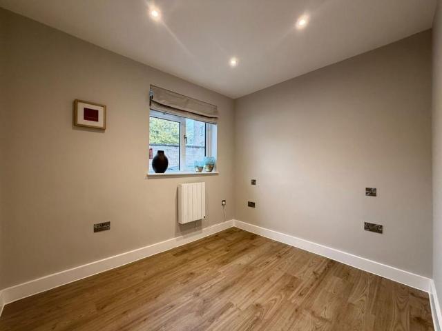 House for rent in Warden Hill, Cheltenham