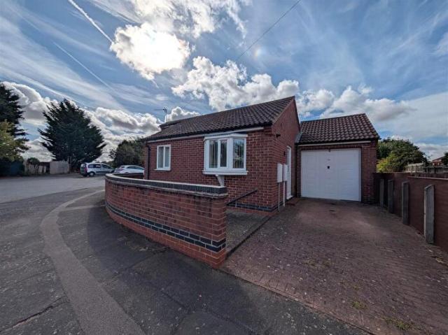 Apartment for rent in Elmfield, Leicestershire
