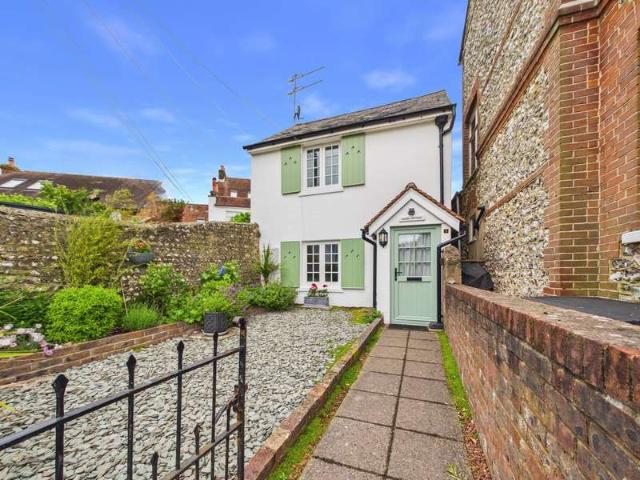 Farm for sale in Nepcote, Clapham