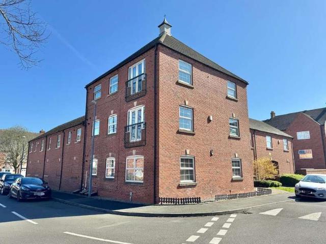 Flat for sale in Bird End, West Bromwich