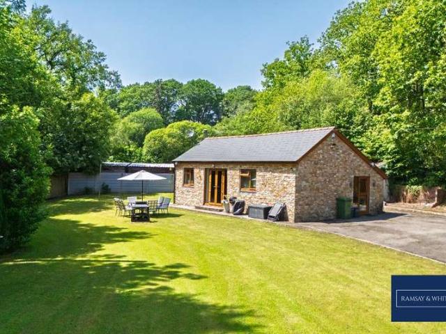 Farm for sale in Hirwaun, Penywaun