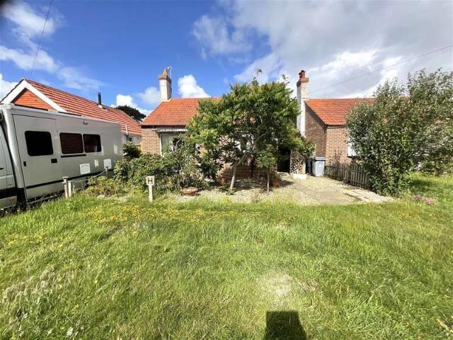 Bungalow for sale in Spring Vale, Hampshire