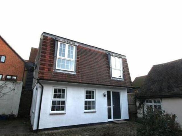 House for rent in Jubilee Industrial Centre, King's Walden