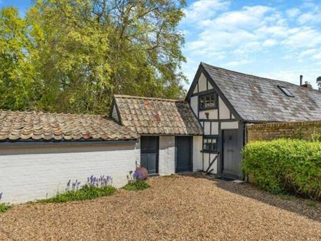 House for rent in Bedford