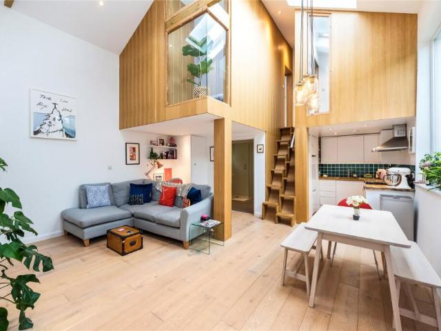 Farm for rent in Shepherd's Bush