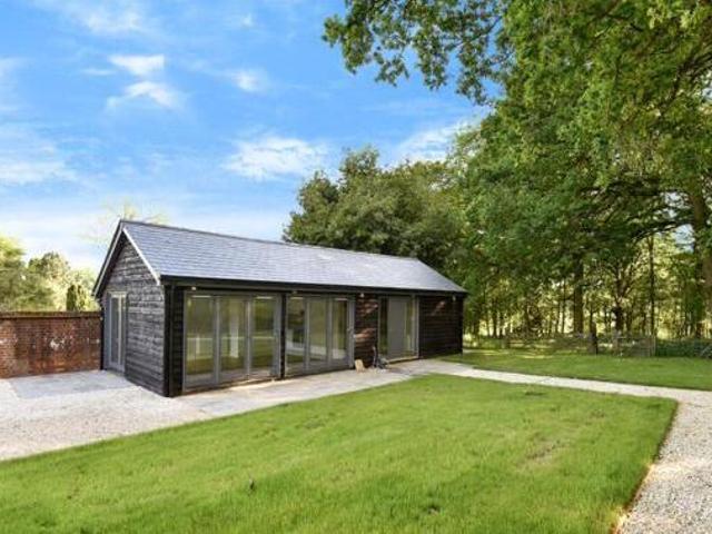 House for rent in Wrecclesham, Fole