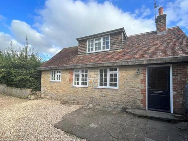 House for rent in Lyons, Greater London