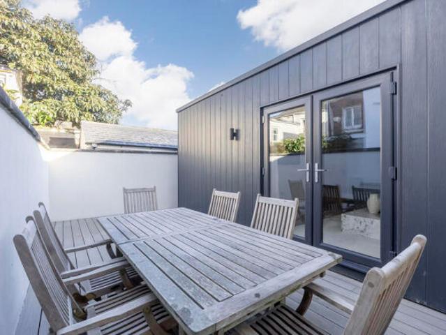 Farm for rent in Golden Valley, Gloucestershire