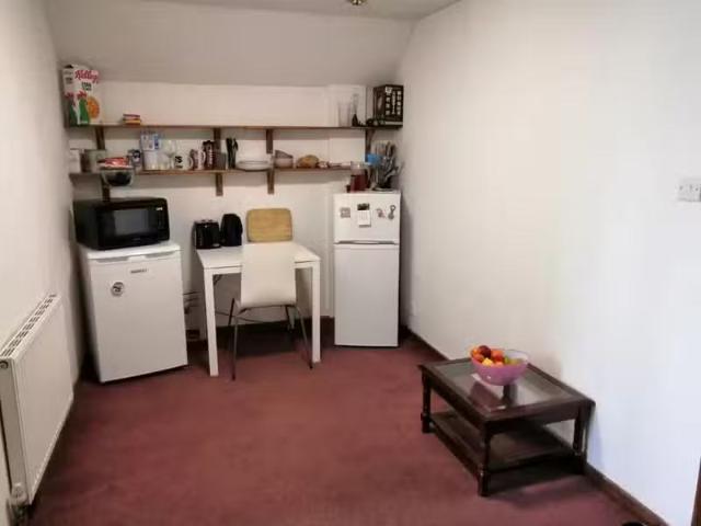 House for rent in Clapton In Gordano, North Somerset
