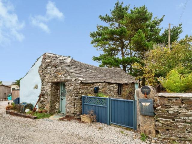 House for sale in Tintagel, Cornwall