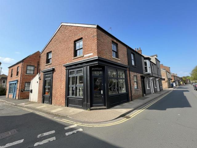 House for sale in Bishopthorpe Road Shops, York
