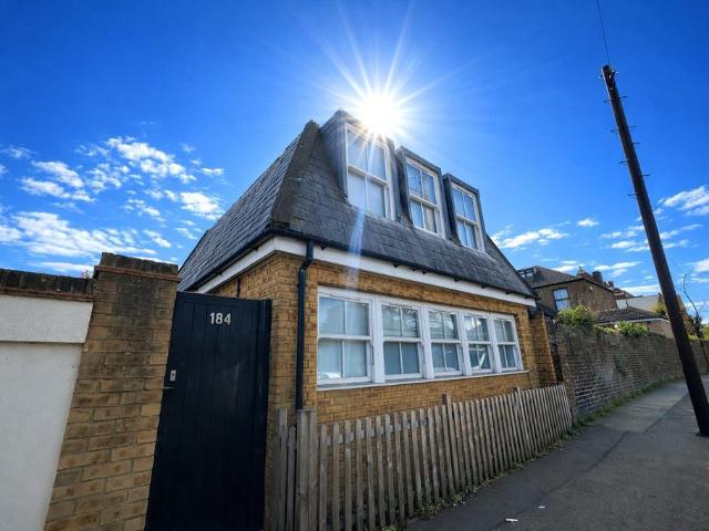 House for sale in London Borough of Lewisham, Greater London