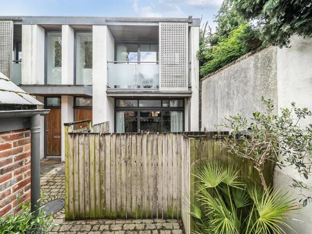 House for sale in Harestock, Hampshire