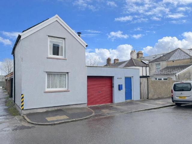 House for sale in Falcon Lodge, Wales