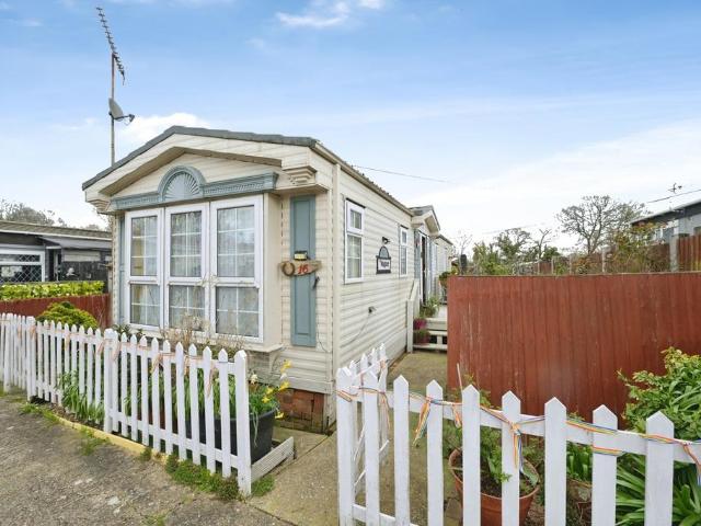 House for sale in Harold Hill, Greater London
