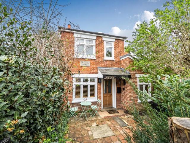 House for sale in Hythe, Fordham Heath