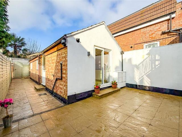 House for sale in St Albans, Five Acres