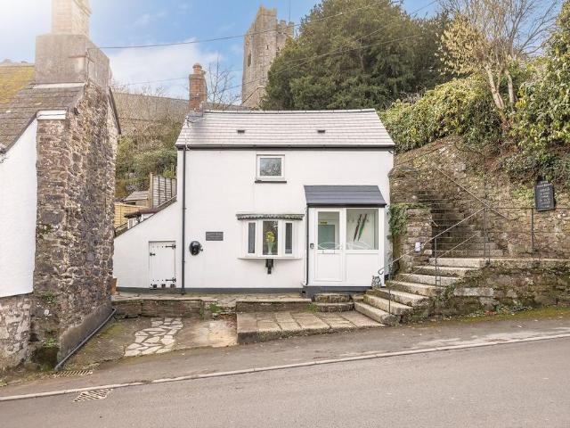 House for sale in Clift, Cornwall