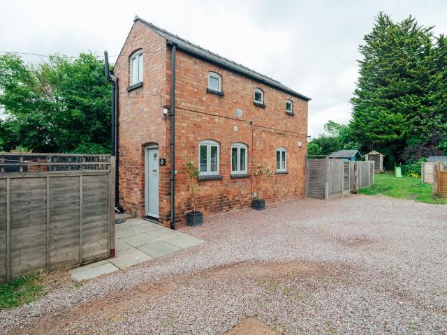 House for sale in The Ronkswood, Worcester