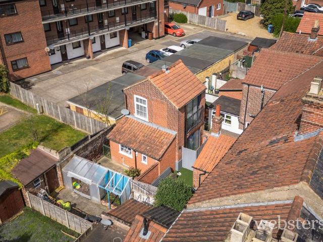 House for sale in New Catton, East Bank
