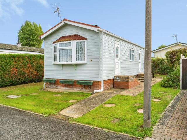 House for sale in Wilshamstead, Wilstead